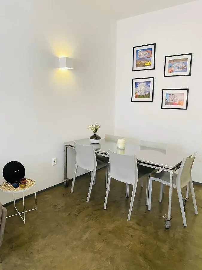 V Apartment Mindelo 0*,